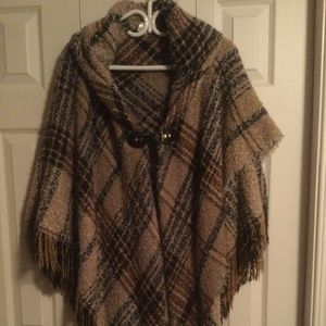 Poncho sweater